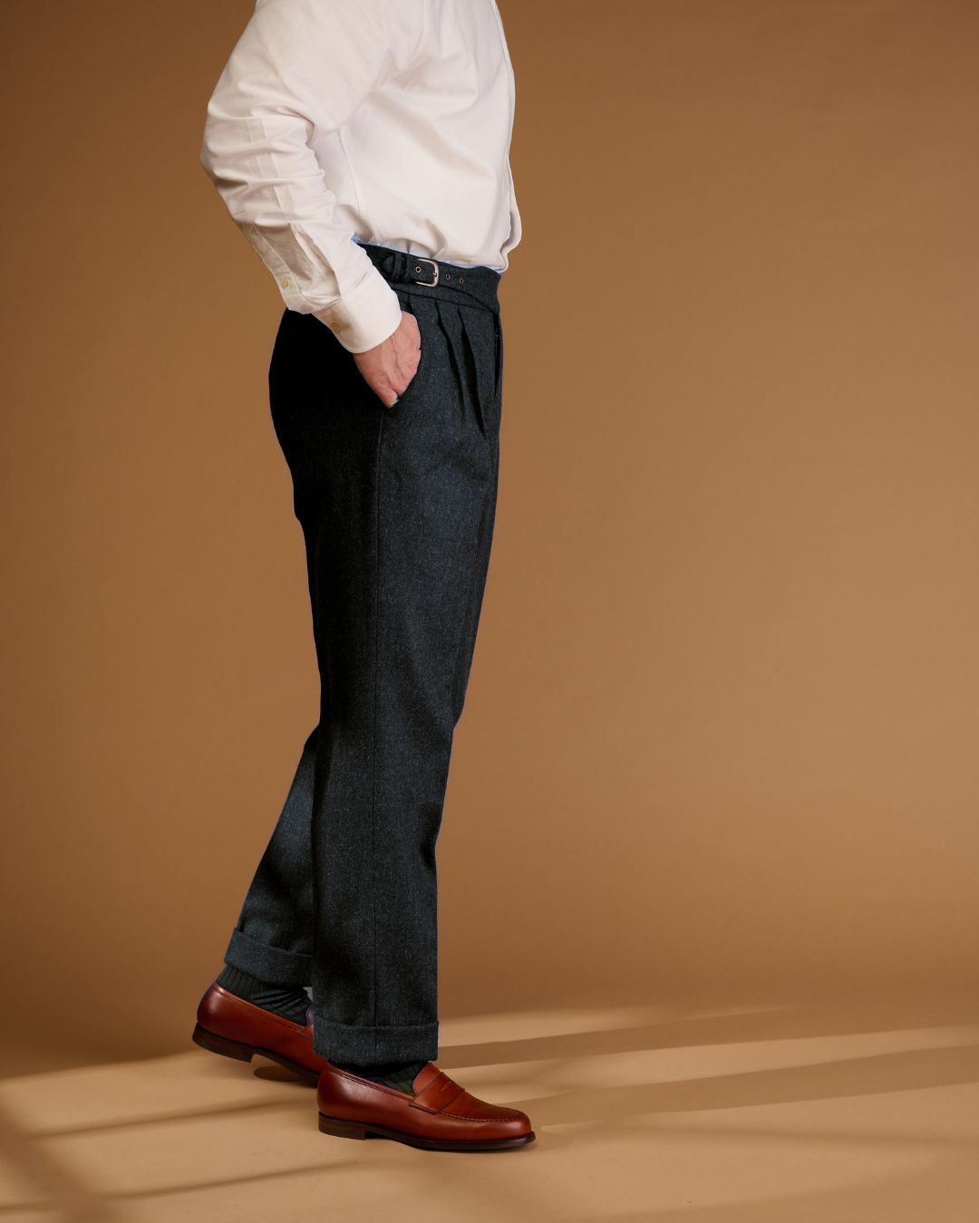 Classic Cut Herringbone Blue Tweed